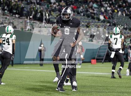 Thumbnail 3 in Martin vs. Southlake Carroll (UIL 6A Division 1 Regional Semifinal) photogallery.