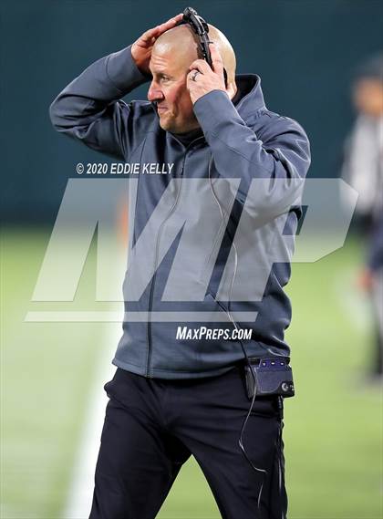 Thumbnail 1 in Martin vs. Southlake Carroll (UIL 6A Division 1 Regional Semifinal) photogallery.