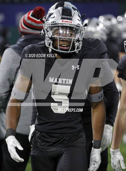 Thumbnail 1 in Martin vs. Southlake Carroll (UIL 6A Division 1 Regional Semifinal) photogallery.