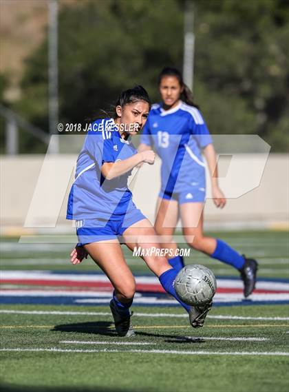 Thumbnail 3 in El Segundo @ Viewpoint (CIFSS D4 Playoff) photogallery.