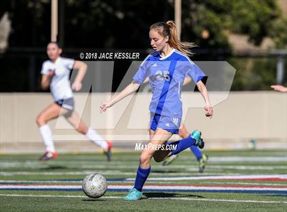 Thumbnail 3 in El Segundo @ Viewpoint (CIFSS D4 Playoff) photogallery.