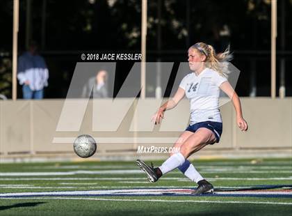 Thumbnail 3 in El Segundo @ Viewpoint (CIFSS D4 Playoff) photogallery.