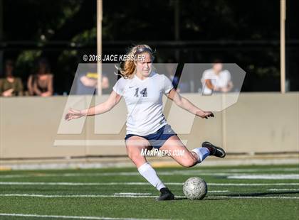 Thumbnail 3 in El Segundo @ Viewpoint (CIFSS D4 Playoff) photogallery.