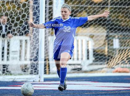 Thumbnail 2 in El Segundo @ Viewpoint (CIFSS D4 Playoff) photogallery.
