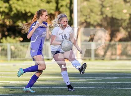 Thumbnail 1 in El Segundo @ Viewpoint (CIFSS D4 Playoff) photogallery.