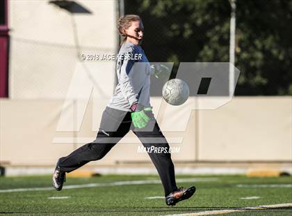 Thumbnail 3 in El Segundo @ Viewpoint (CIFSS D4 Playoff) photogallery.
