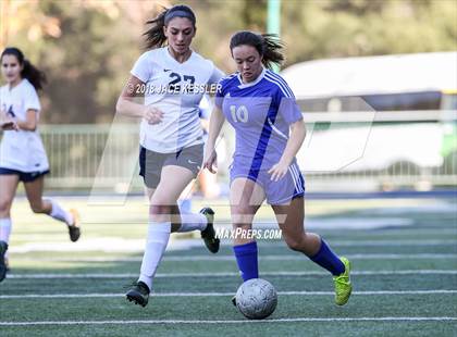 Thumbnail 2 in El Segundo @ Viewpoint (CIFSS D4 Playoff) photogallery.