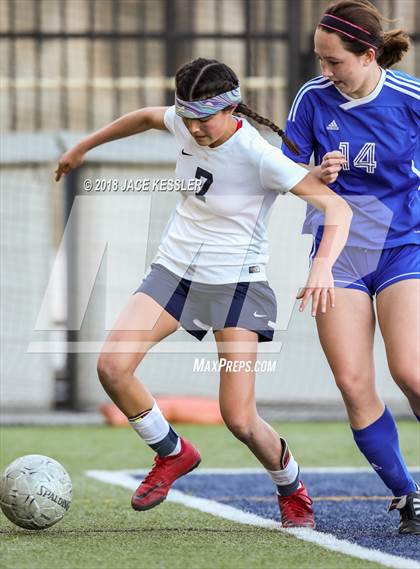 Thumbnail 2 in El Segundo @ Viewpoint (CIFSS D4 Playoff) photogallery.