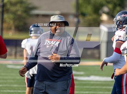 Thumbnail 3 in Lewisburg @ DeSoto Central photogallery.