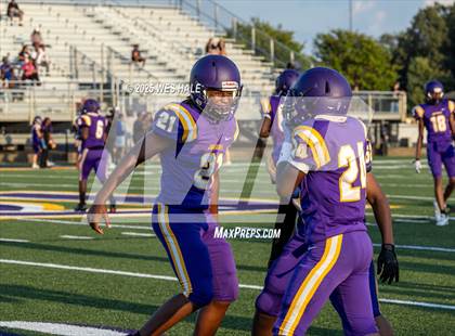 Thumbnail 3 in Lewisburg @ DeSoto Central photogallery.