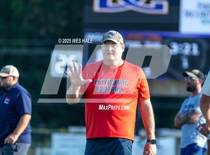 Thumbnail 2 in Lewisburg @ DeSoto Central photogallery.