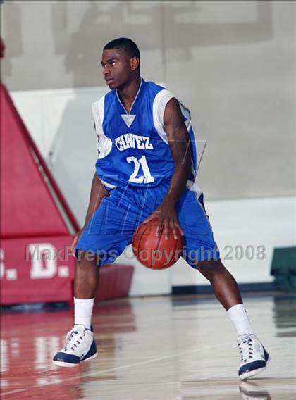 Thumbnail 3 in Chavez vs. De Soto (McDonald's Texas Invitational) photogallery.
