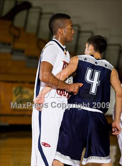 Thumbnail 2 in Smithson Valley @ Klein Collins (McDonalds Texas Invitational) photogallery.