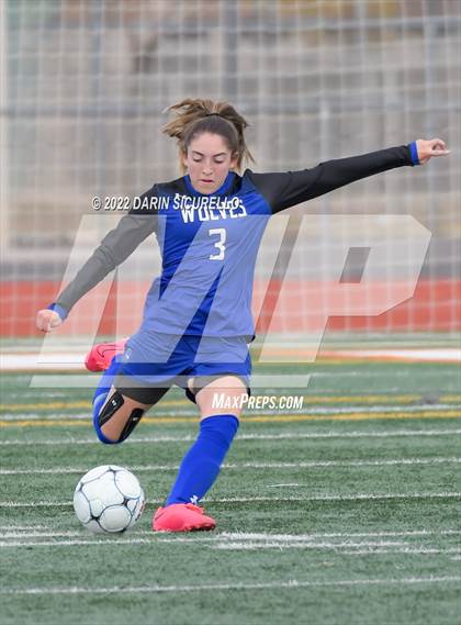 Thumbnail 3 in Verrado vs. Chandler (Coyote Classic Soccer Tournament) photogallery.