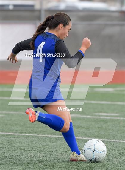 Thumbnail 3 in Verrado vs. Chandler (Coyote Classic Soccer Tournament) photogallery.