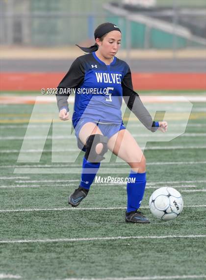 Thumbnail 2 in Verrado vs. Chandler (Coyote Classic Soccer Tournament) photogallery.