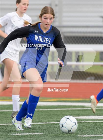 Thumbnail 3 in Verrado vs. Chandler (Coyote Classic Soccer Tournament) photogallery.