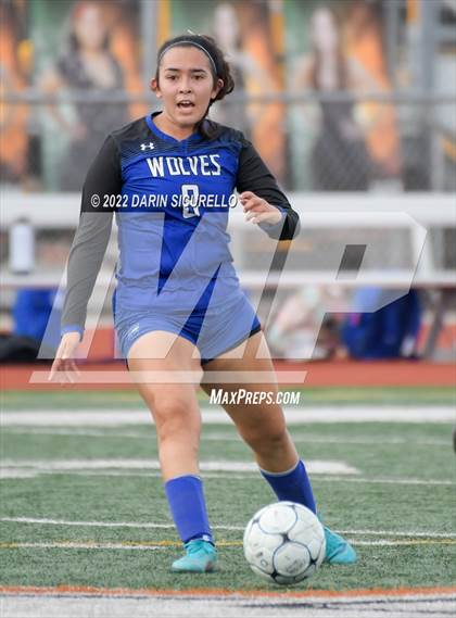 Thumbnail 3 in Verrado vs. Chandler (Coyote Classic Soccer Tournament) photogallery.