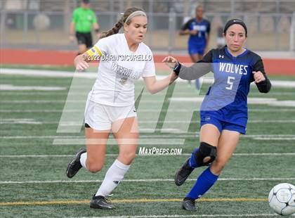 Thumbnail 2 in Verrado vs. Chandler (Coyote Classic Soccer Tournament) photogallery.