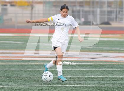Thumbnail 2 in Verrado vs. Chandler (Coyote Classic Soccer Tournament) photogallery.
