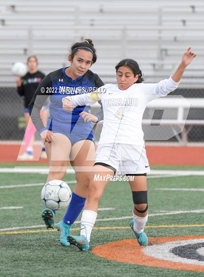 Thumbnail 1 in Verrado vs. Chandler (Coyote Classic Soccer Tournament) photogallery.