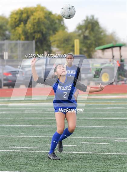 Thumbnail 3 in Verrado vs. Chandler (Coyote Classic Soccer Tournament) photogallery.