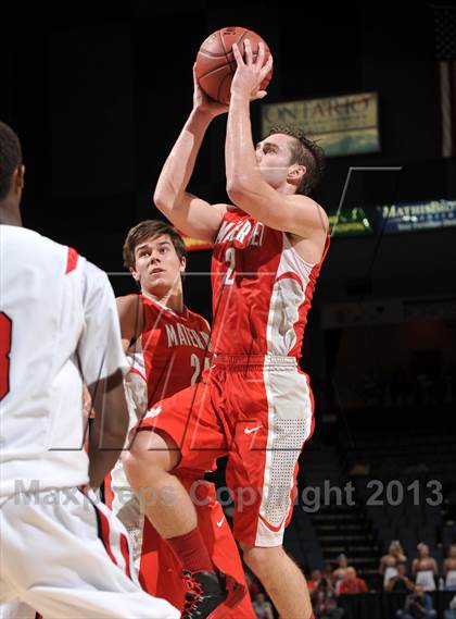 Thumbnail 2 in Etiwanda vs. Mater Dei (CIF SoCal Regional Open Division Final) photogallery.