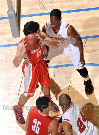 Thumbnail 2 in Etiwanda vs. Mater Dei (CIF SoCal Regional Open Division Final) photogallery.