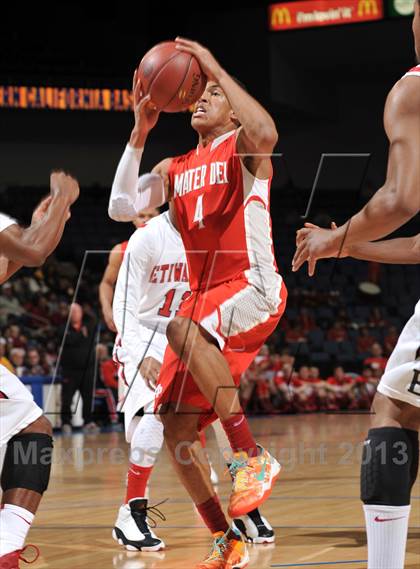 Thumbnail 1 in Etiwanda vs. Mater Dei (CIF SoCal Regional Open Division Final) photogallery.