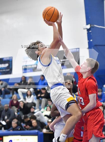 Thumbnail 1 in Folsom vs. Bakersfield Christian (NCS TV Showcase) photogallery.