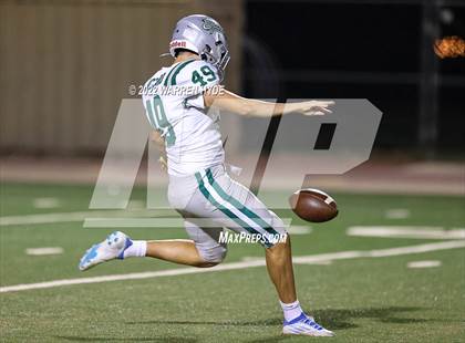 Thumbnail 1 in De La Salle @ Monterey Trail photogallery.