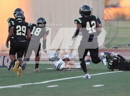 Thumbnail 1 in De La Salle @ Monterey Trail photogallery.