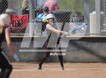 Thumbnail 2 in Emery vs. Morgan (UHSAA 3A Round 3) photogallery.