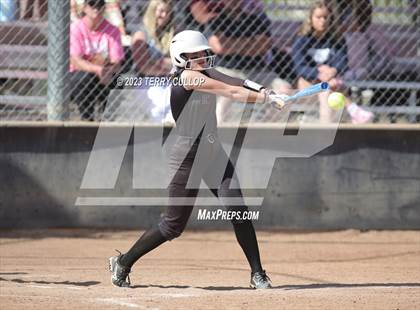 Thumbnail 2 in Emery vs. Morgan (UHSAA 3A Round 3) photogallery.
