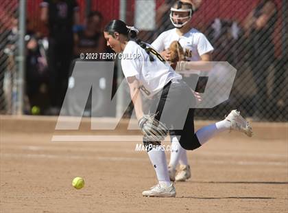 Thumbnail 3 in Emery vs. Morgan (UHSAA 3A Round 3) photogallery.