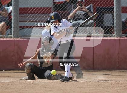 Thumbnail 1 in Emery vs. Morgan (UHSAA 3A Round 3) photogallery.