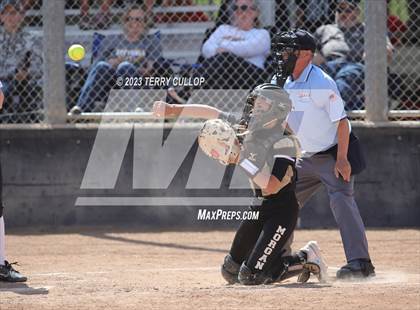 Thumbnail 2 in Emery vs. Morgan (UHSAA 3A Round 3) photogallery.