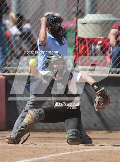 Thumbnail 2 in Emery vs. Morgan (UHSAA 3A Round 3) photogallery.