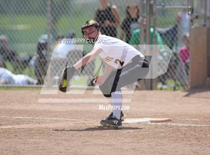Thumbnail 1 in Emery vs. Morgan (UHSAA 3A Round 3) photogallery.