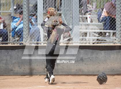 Thumbnail 1 in Emery vs. Morgan (UHSAA 3A Round 3) photogallery.