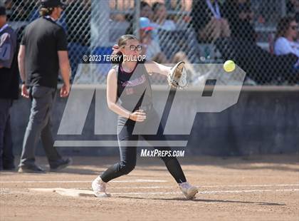 Thumbnail 1 in Emery vs. Morgan (UHSAA 3A Round 3) photogallery.