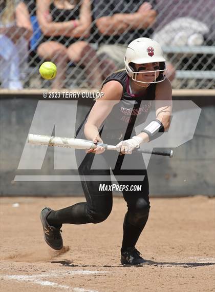 Thumbnail 3 in Emery vs. Morgan (UHSAA 3A Round 3) photogallery.