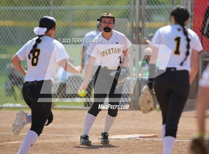 Thumbnail 1 in Emery vs. Morgan (UHSAA 3A Round 3) photogallery.