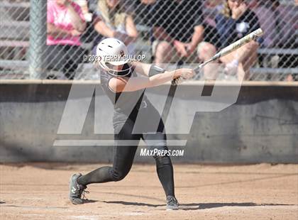 Thumbnail 2 in Emery vs. Morgan (UHSAA 3A Round 3) photogallery.