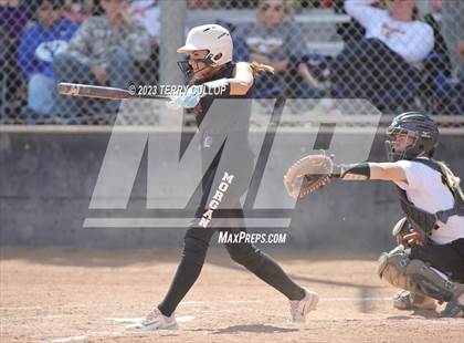 Thumbnail 1 in Emery vs. Morgan (UHSAA 3A Round 3) photogallery.