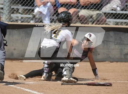 Thumbnail 1 in Emery vs. Morgan (UHSAA 3A Round 3) photogallery.