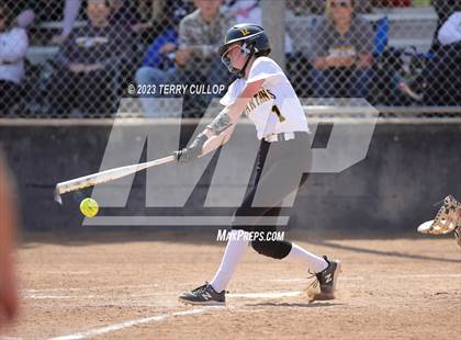 Thumbnail 1 in Emery vs. Morgan (UHSAA 3A Round 3) photogallery.