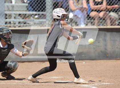Thumbnail 2 in Emery vs. Morgan (UHSAA 3A Round 3) photogallery.