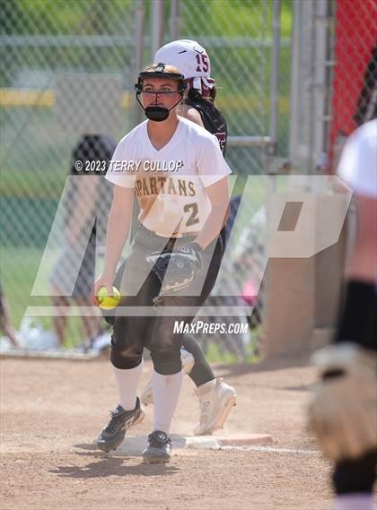 Thumbnail 1 in Emery vs. Morgan (UHSAA 3A Round 3) photogallery.