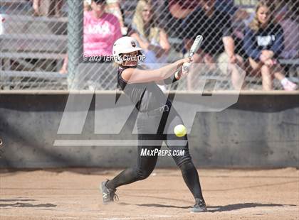 Thumbnail 1 in Emery vs. Morgan (UHSAA 3A Round 3) photogallery.